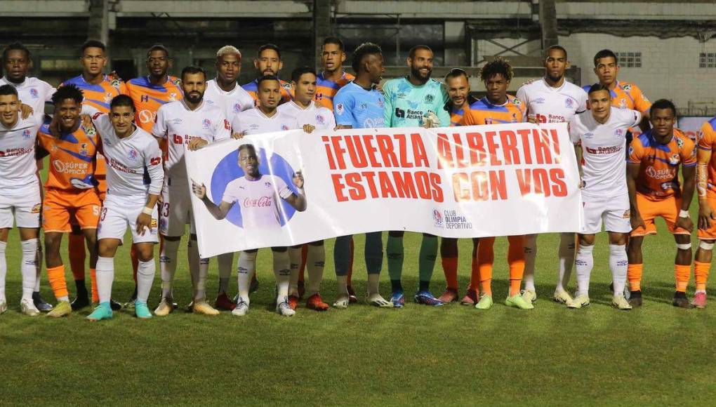 ¡Lo que no viste en TV! Así fue el Olimpia vs Lobos: selfis, goles y hasta bellezas