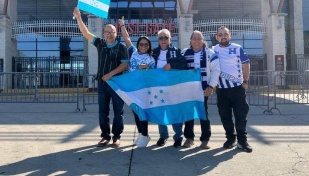 El color en la previa del Honduras-Costa Rica: “Es como jugar en el Olímpico”