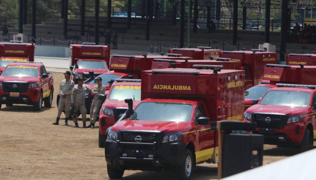 Ambulancias y flota acuática: El Cuerpo de Bomberos se fortalece