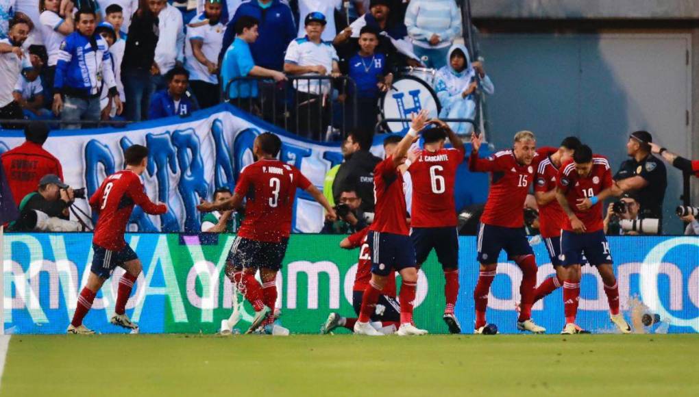 Caras largas en Honduras luego de dura eliminación ante Costa Rica