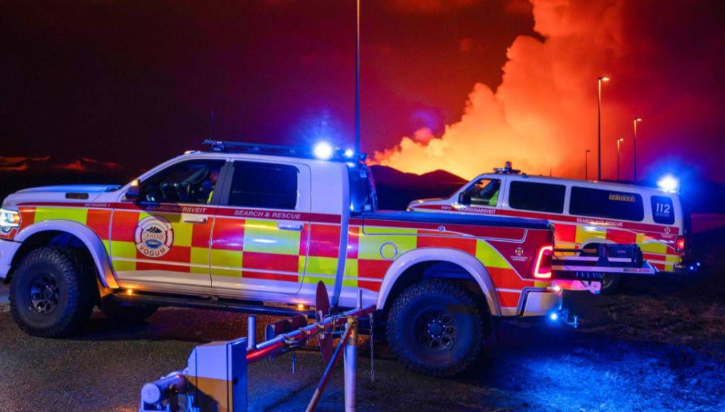 Imágenes de la erupción volcánica en Islandia; miles de personas fueron evacuadas