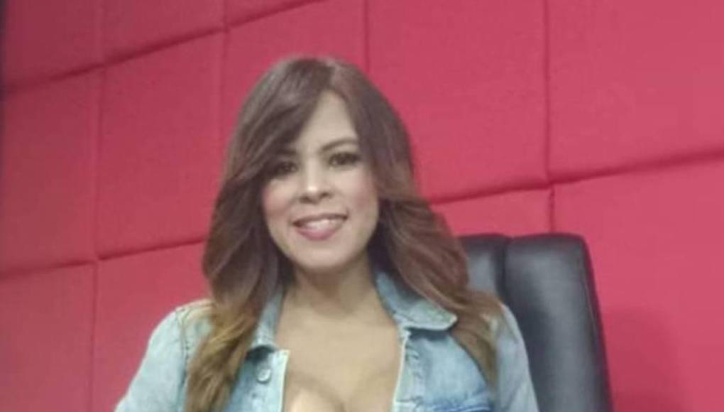 Periodista Orlando Ponce Morazán anuncia que se casará