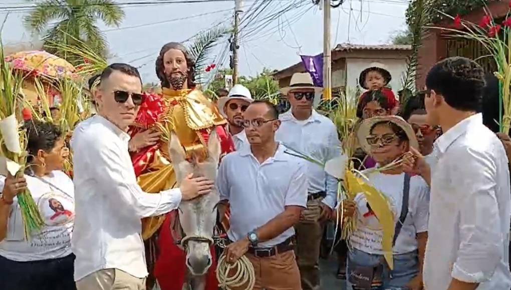 Así se vive el Domingo de Ramos en diferentes partes de Honduras