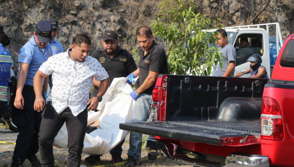 Imágenes del accidente en el anillo periférico que dejó un muerto y dos heridos