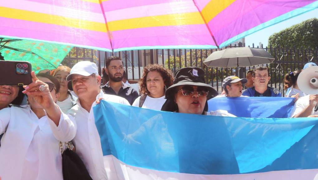 BOC protesta frente a la CSJ por rotaciones ilegales en las salas del Poder Judicial