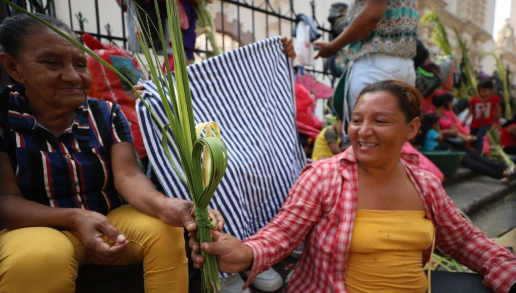 Con mucho fervor, capitalinos celebran el Domingo de Ramos