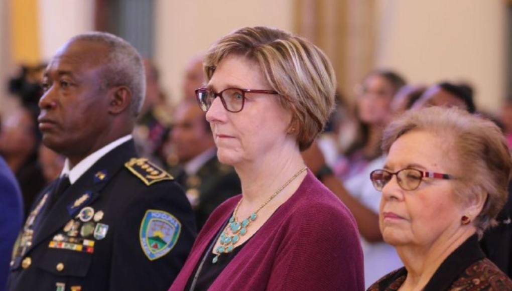 Así se realizó la peregrinación de las Fuerzas Armadas en honor a la Virgen