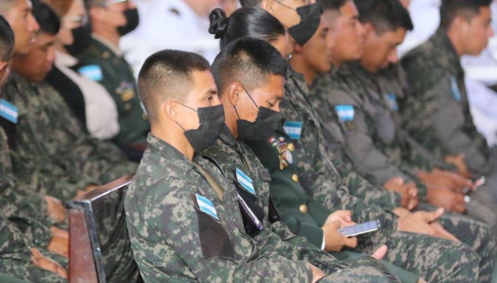 Así se realizó la peregrinación de las Fuerzas Armadas en honor a la Virgen