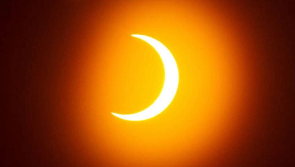 ¿Eclipse Solar provocará fallas en las redes sociales y el internet? Esto se sabe