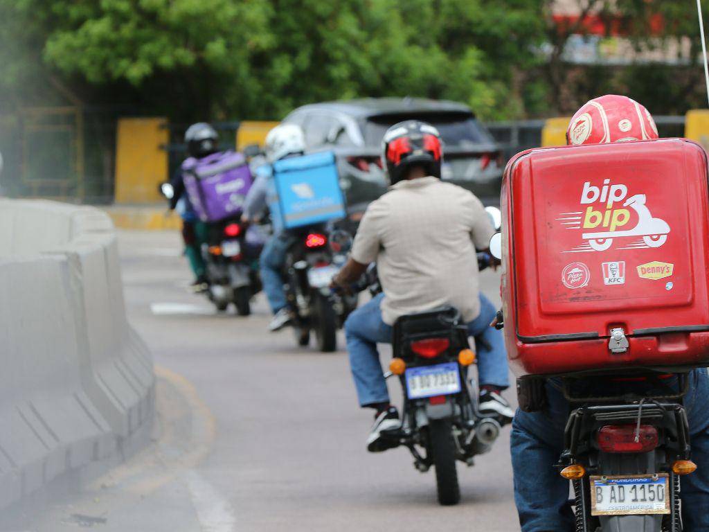 $!La modalidad del delivery ha proliferado en Honduras y muchas personas lo usan por las facilidades para pedir encargdos hacia sus hogares.