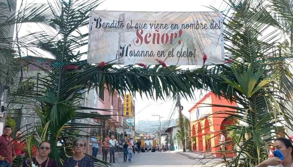 Así se vive el Domingo de Ramos en diferentes partes de Honduras