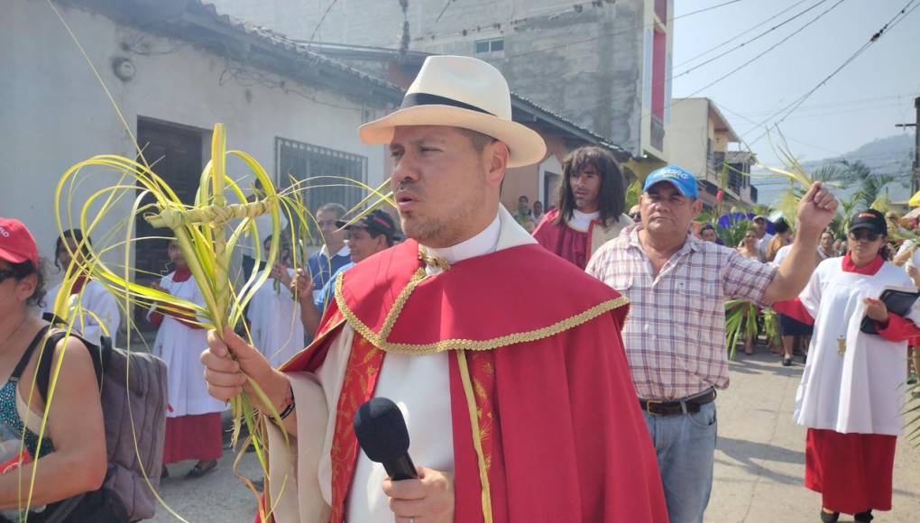 Así se vive el Domingo de Ramos en diferentes partes de Honduras