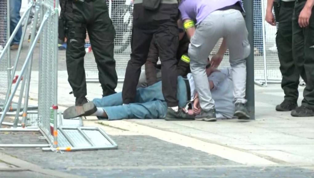 Primer ministro eslovaco “corre peligro” tras intento de asesinato