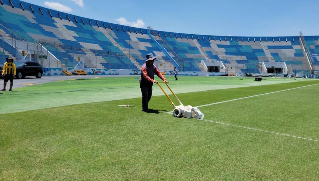 Olimpia-Marathón: La Policía Nacional blinda el Chelato Uclés y los primeros hinchas