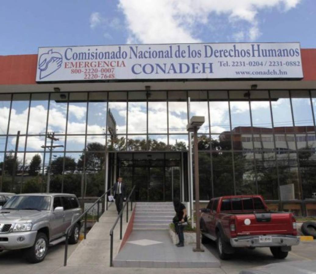 Honduras: Destituyen a comisionada adjunta del Conadeh