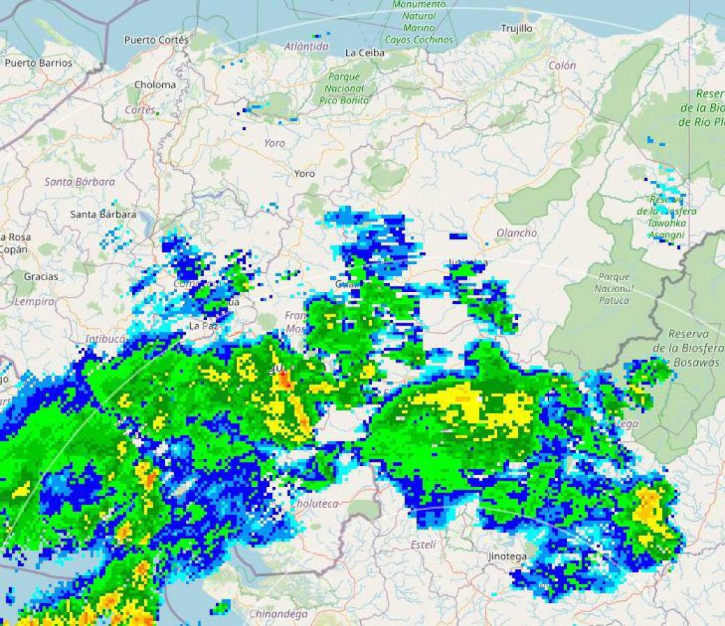 Las lluvias, efectos de una onda tropical que durante el jueve por la noche dejó lluvias en estos sectores.