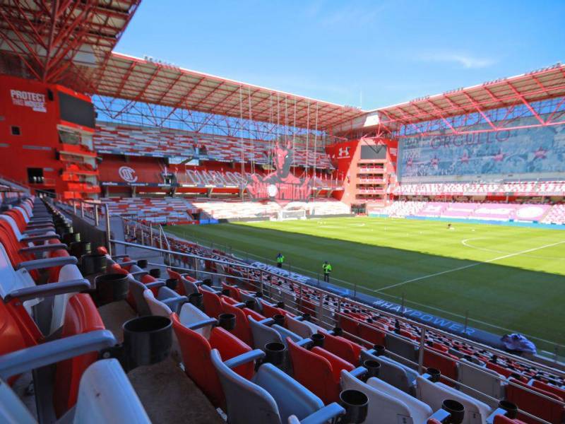 Honduras tendrá que jugar contra la altura en el estadio Nemesio Diez de Toluca.