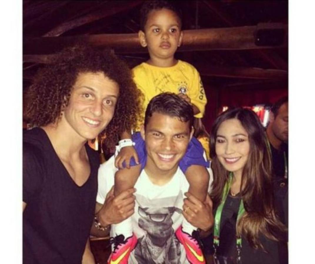 David Luiz y Thiago Silva conocen a sus clones