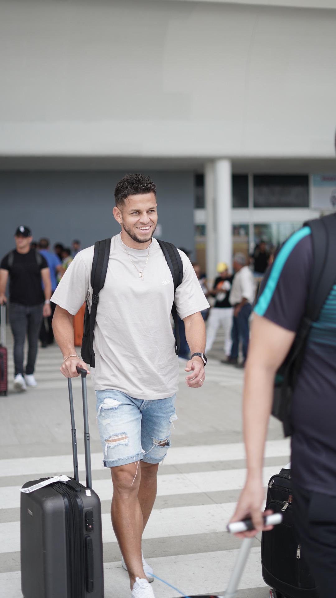 Jugadores de Motagua y Olancho llegan en avión ¿y los del Olimpia por qué no?