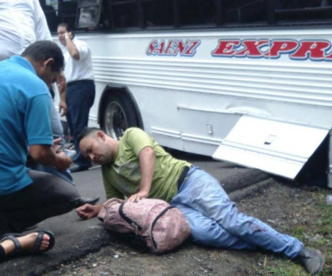 Doce heridos en accidente de bus en Comayagua