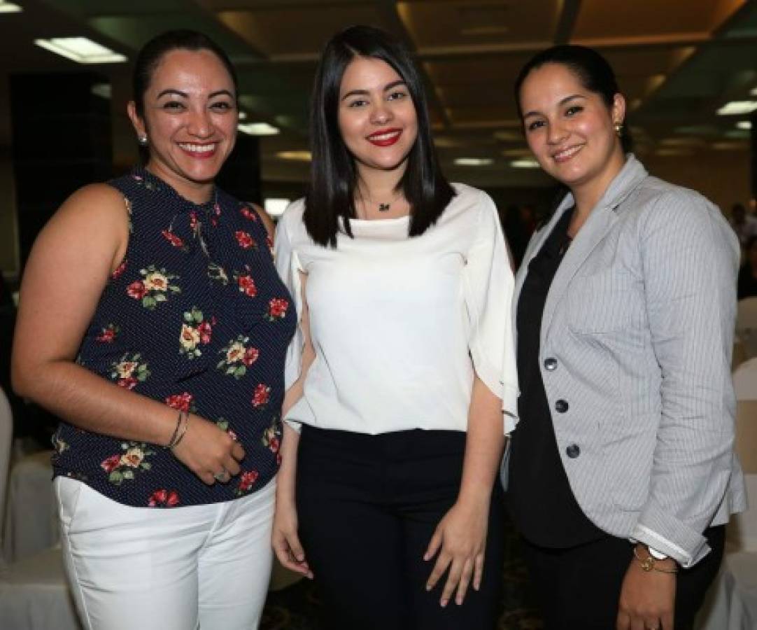 Tarde dedicada al desarrollo de mujeres líderes