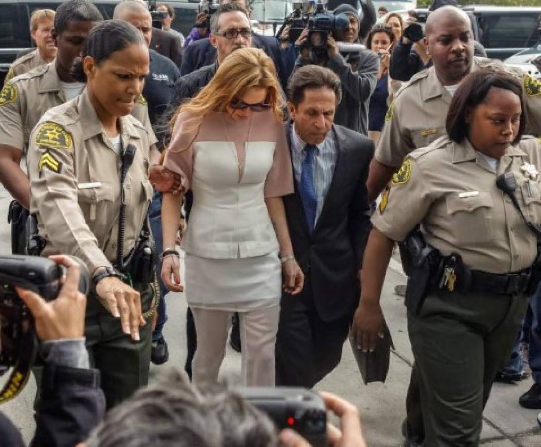 Lindsay Lohan celebra sus 28 años entre escándalos y adicciones