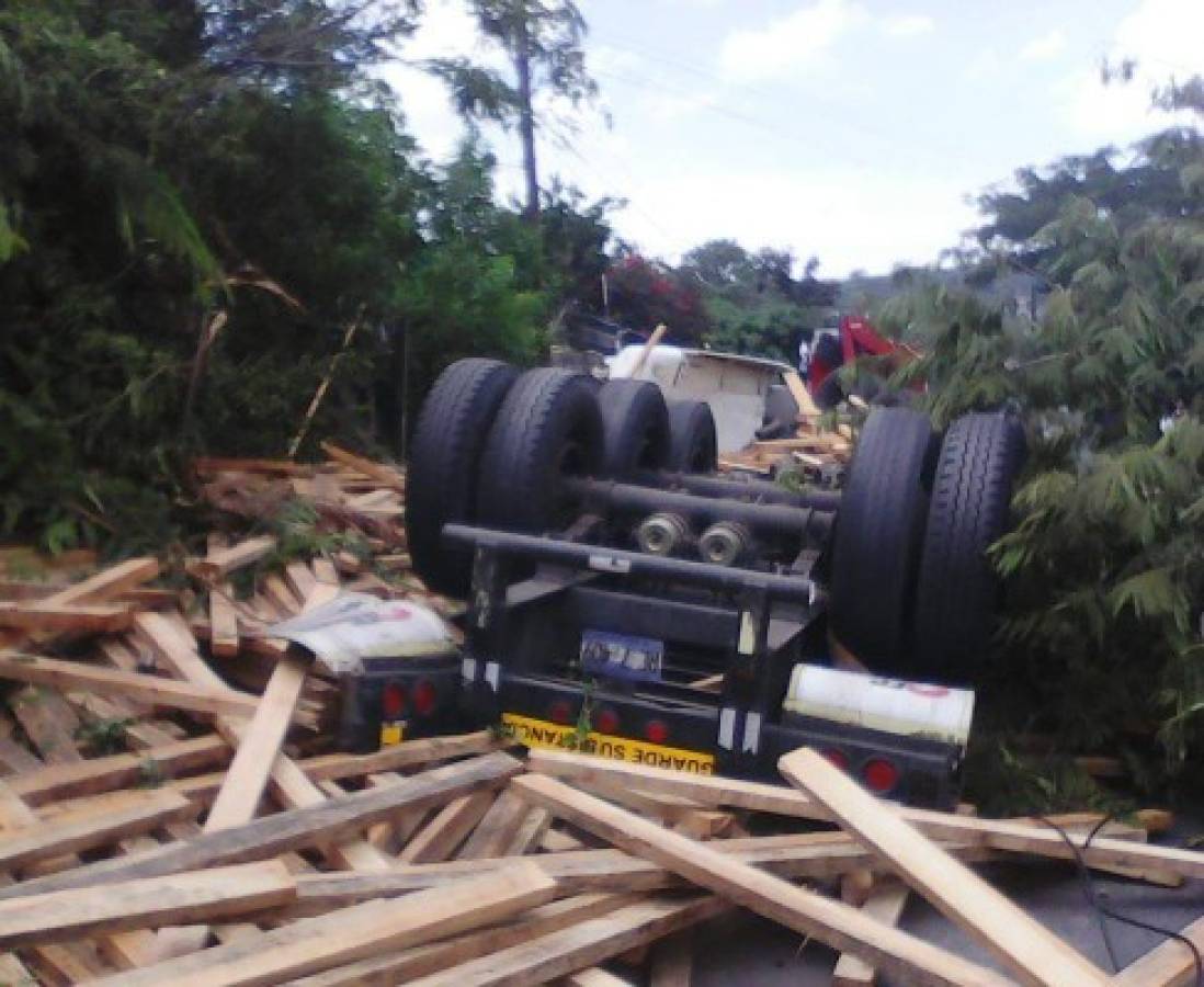 Dos muertos y seis heridos en accidentes viales