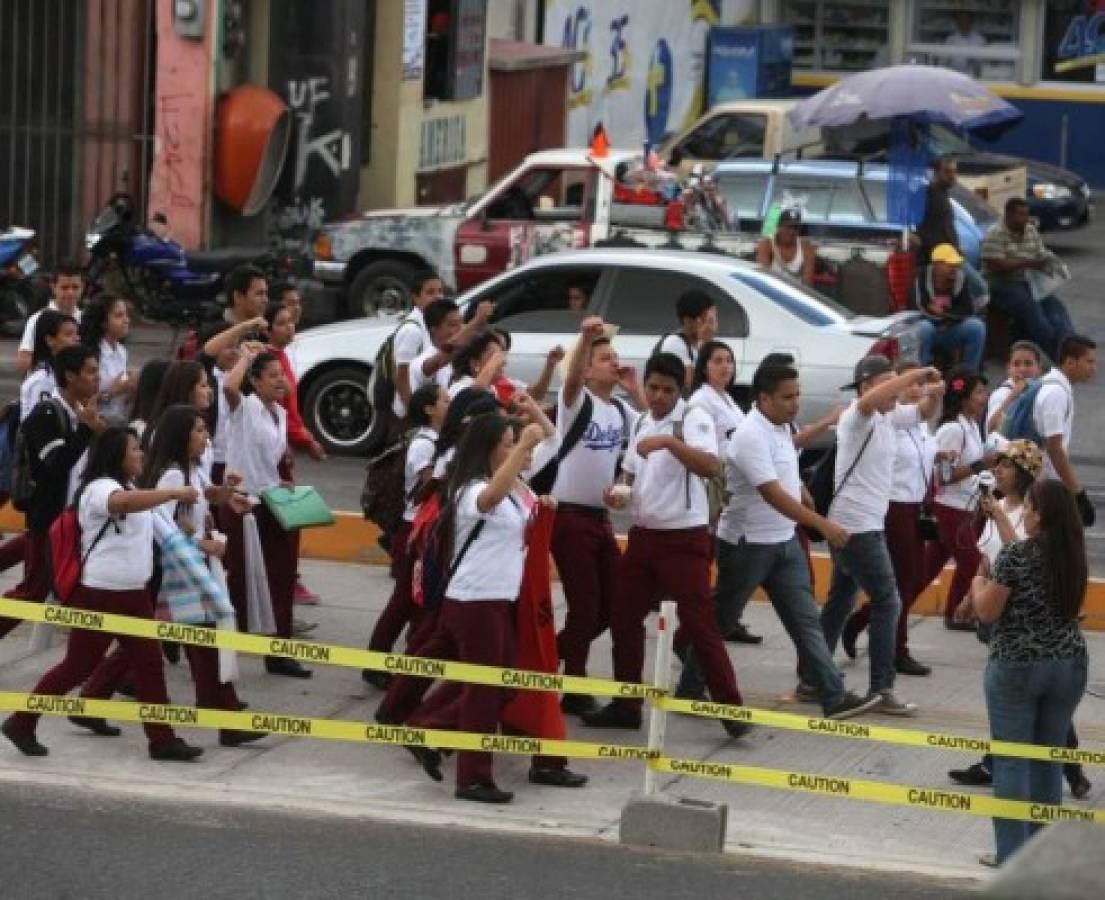 Estudiantes de media de Honduras anuncian protestas esta semana