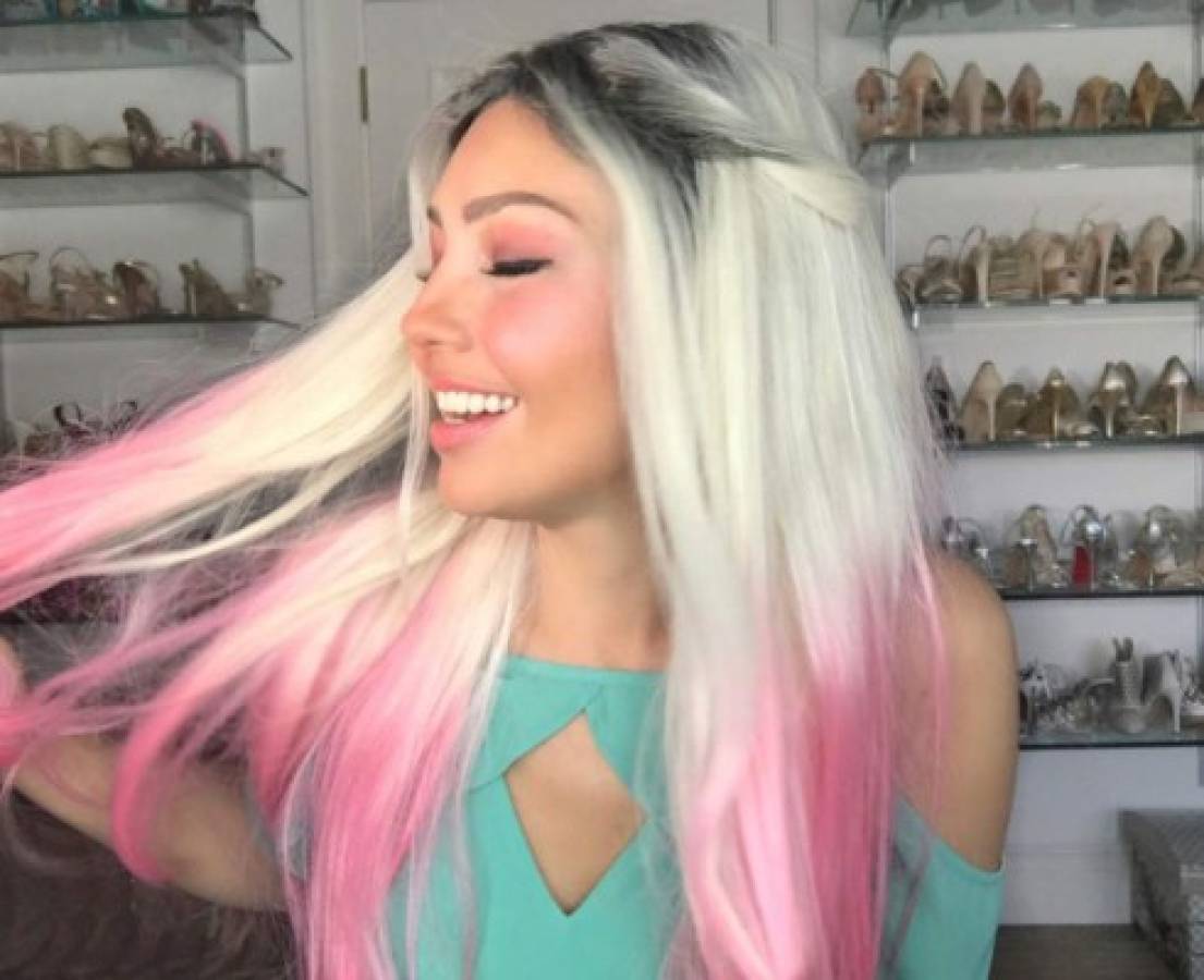 La cantante mexicana Thalía sorprende con atrevido cambio de look