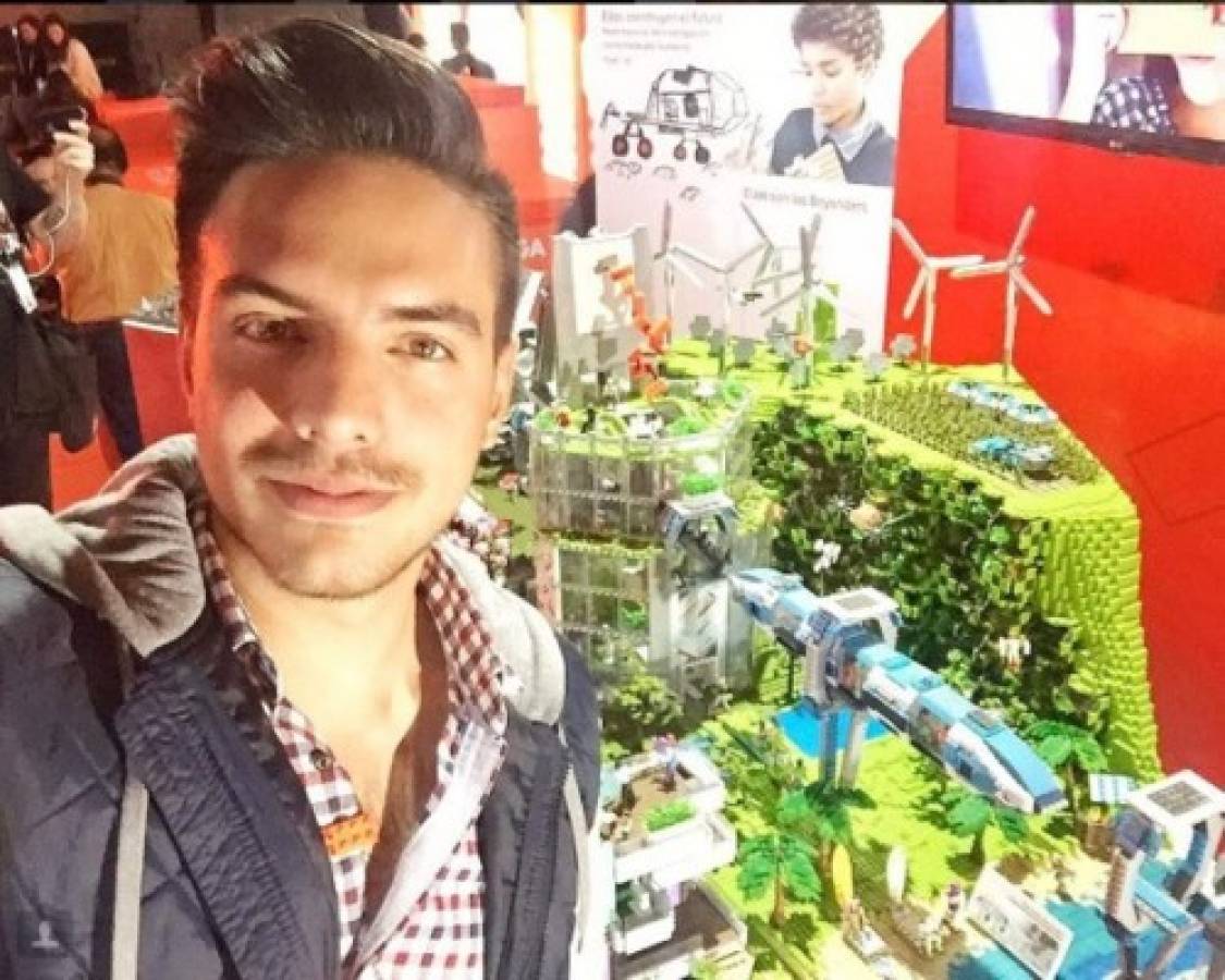 Hijo de Eugenio Derbez comparte una foto donde sale comiendo con ¿El Chapo?