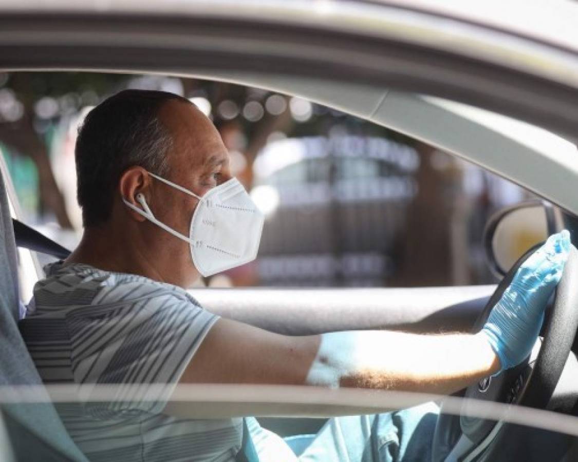 España impone la mascarilla hasta derrotar 'definitivamente' al virus