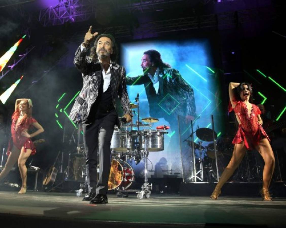 Honduras le cantó al amor y a la vida junto a Marco Antonio Solís