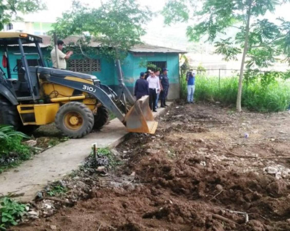 Desentierran medicinas vencidas en la región oriental de Honduras