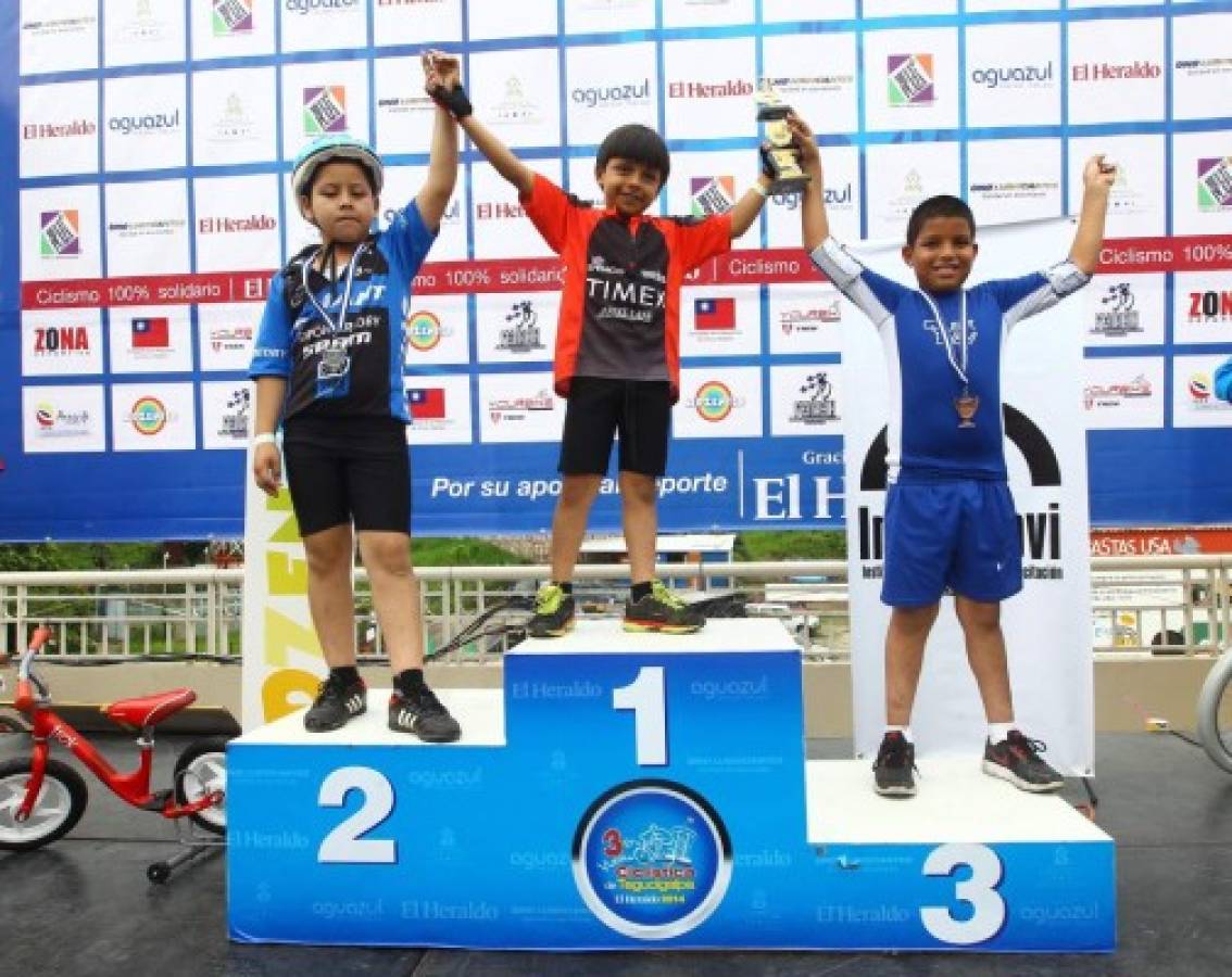 ¡Vivan los ganadores¡ de la Vuelta Ciclística Infantil