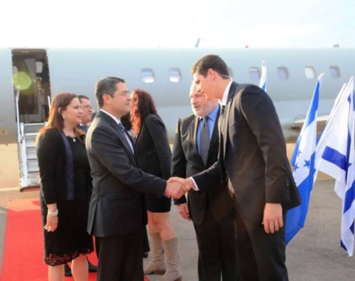 Presidente de Honduras llega a Israel tras culminar gira en Alemania