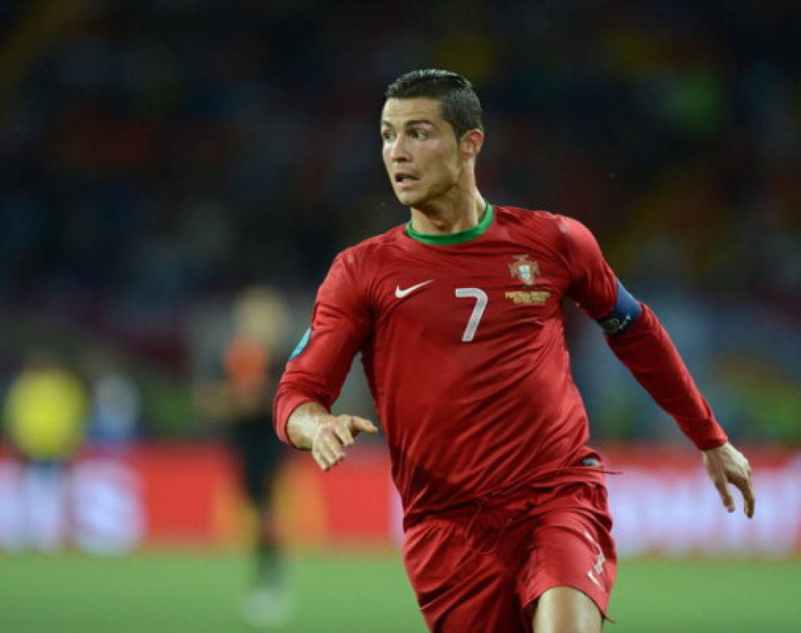 Doblete de Ronaldo y Portugal a cuartos contra los checos