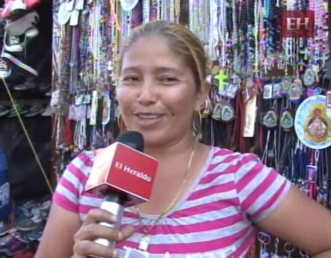 Ambiente de fiesta la aldea de Suyapa por el aniversario de la Virgen