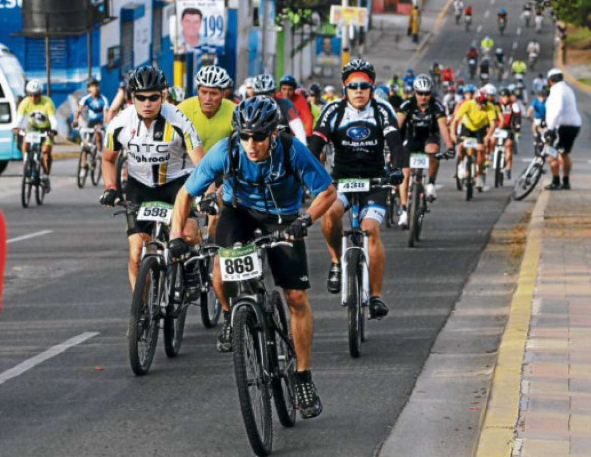 II Vuelta Ciclística: Espectacular celebración de clase mundial