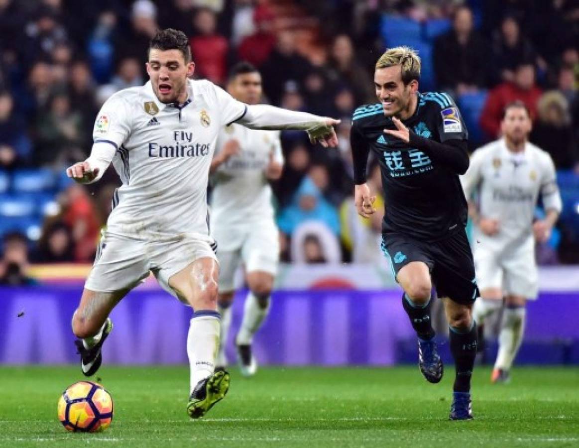 Real Madrid golea 3-0 a la Real Sociedad y se distancia en la Liga