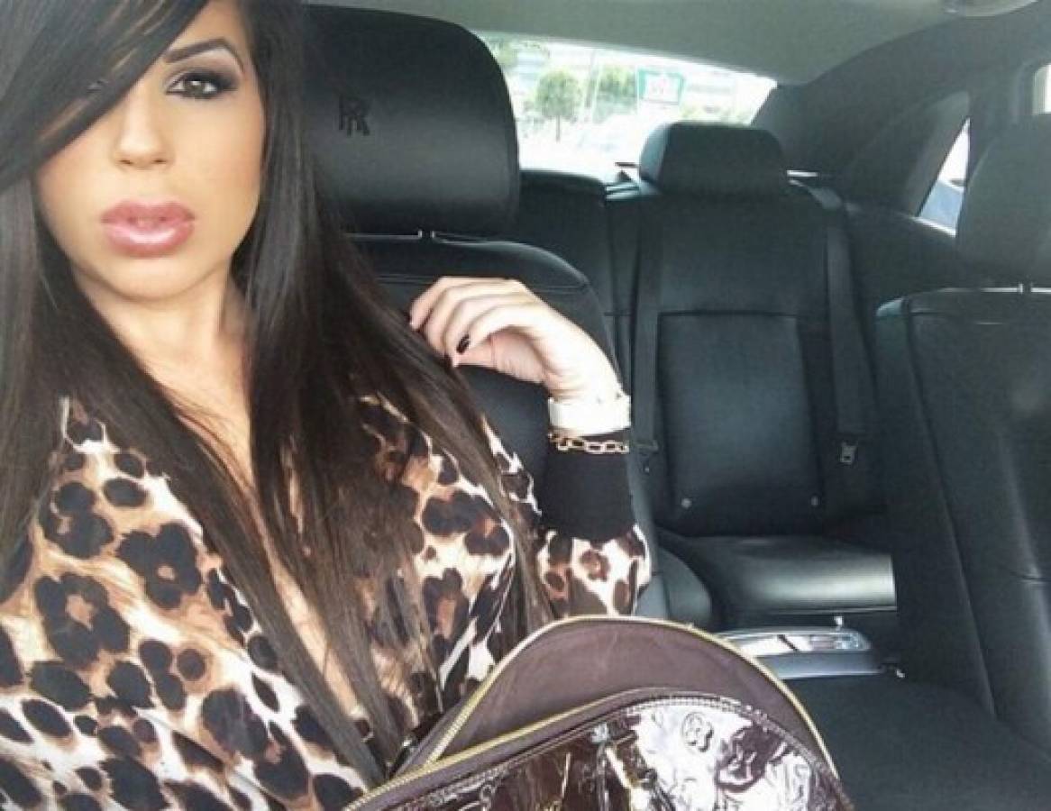 Hija de Laura Bozzo se copia look y poses de Kim Kardashian