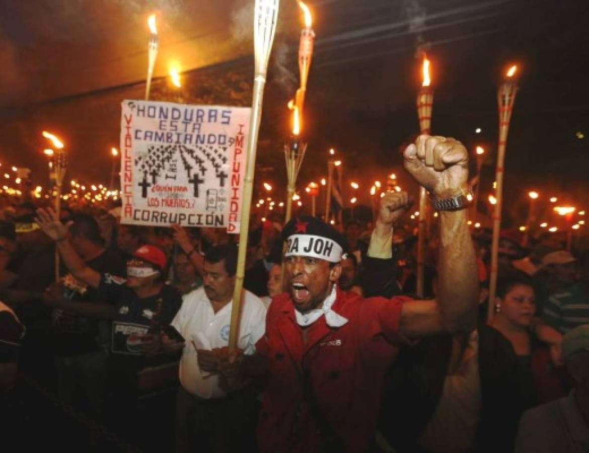 Marcha de las antorchas por cuarto viernes consecutivo