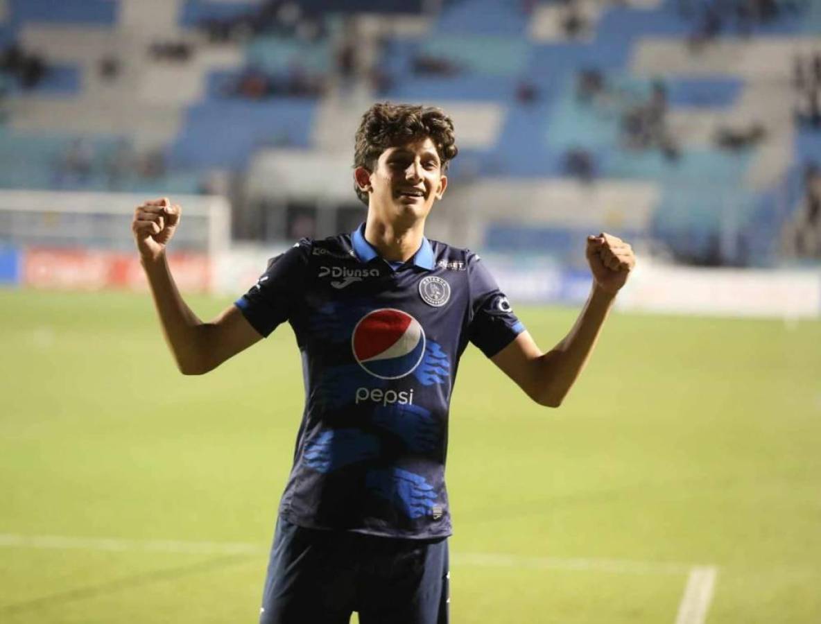 Mathías Vazquez debutó con gol vistiendo la camiseta de Motagua ante UPN.