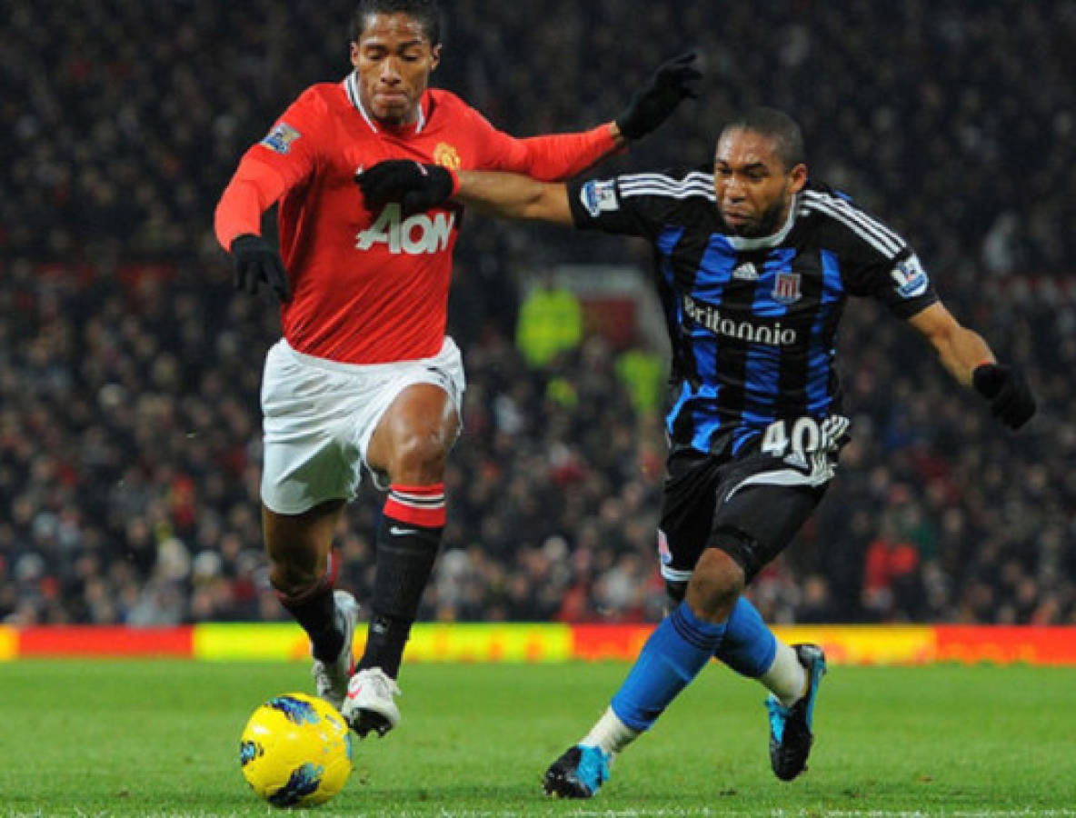 Wilson Palacios está jugando ante Manchester United