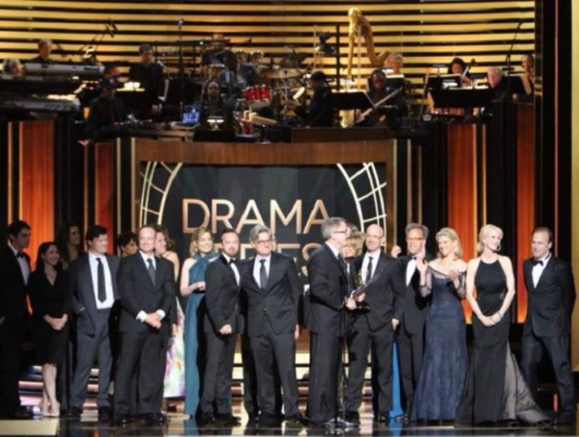 'Breaking Bad' y 'Modern Family' triunfan en los Emmy