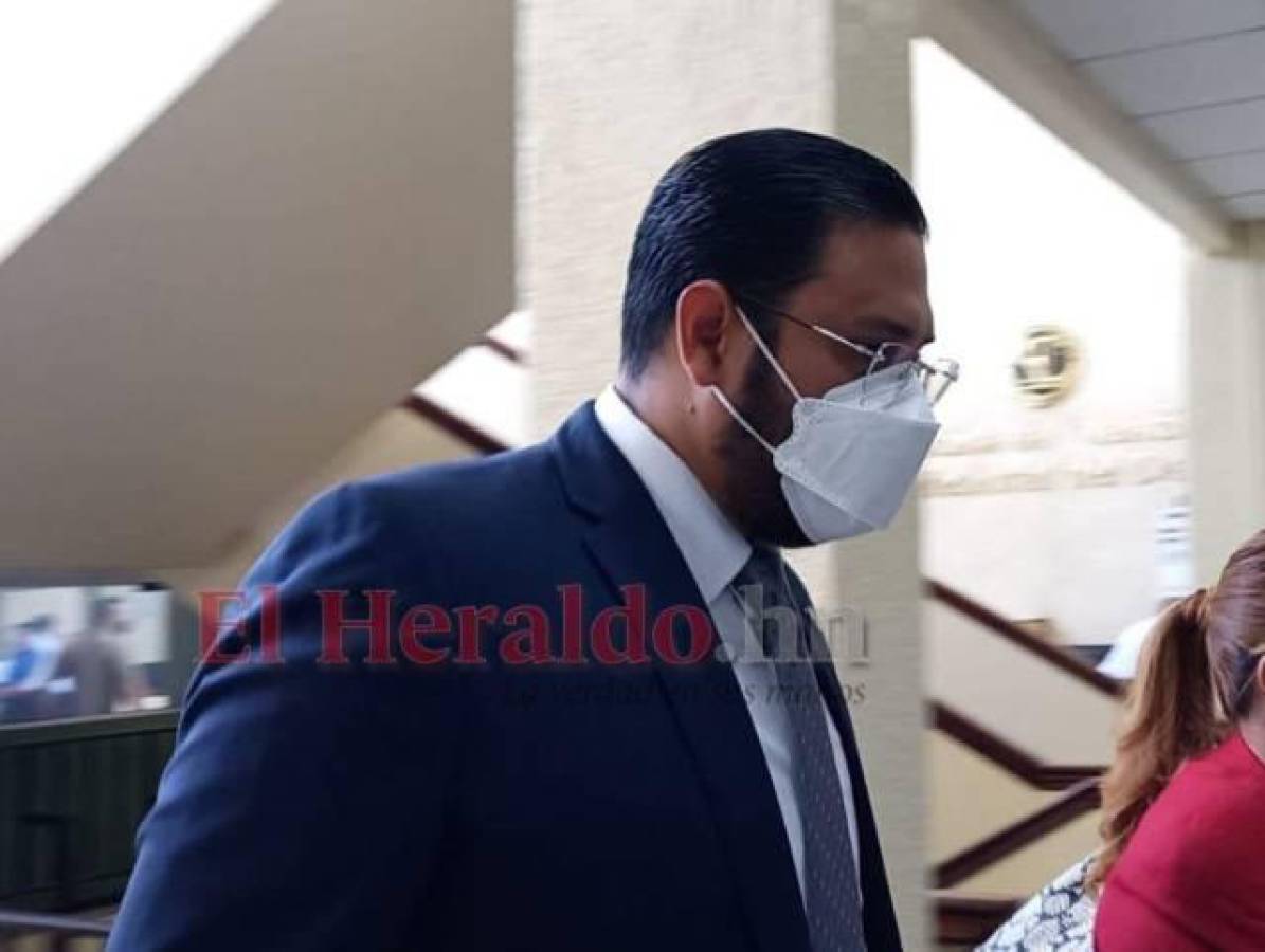 Diputado Mauricio Rivera acude a evaluación mental en Medicina Forense