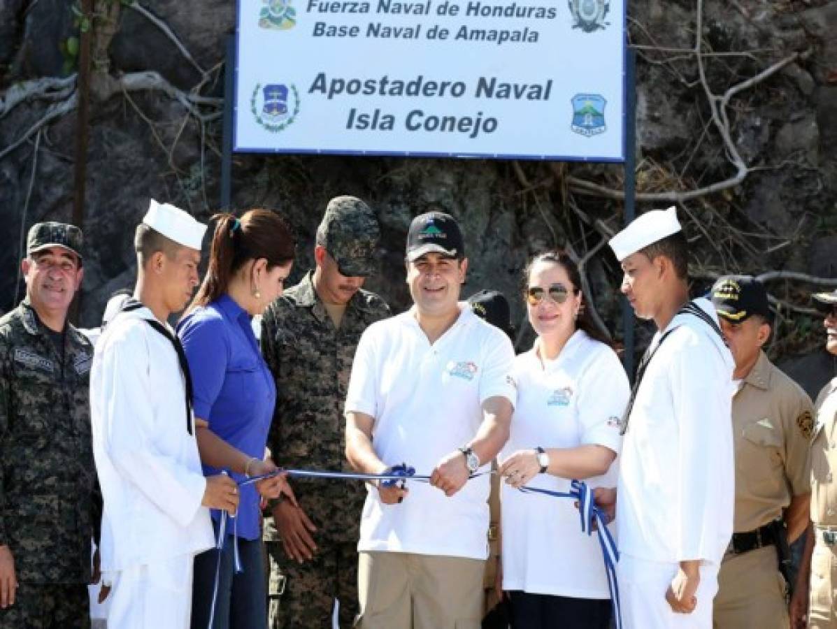 El Salvador molesto por helipuerto en isla hondureña