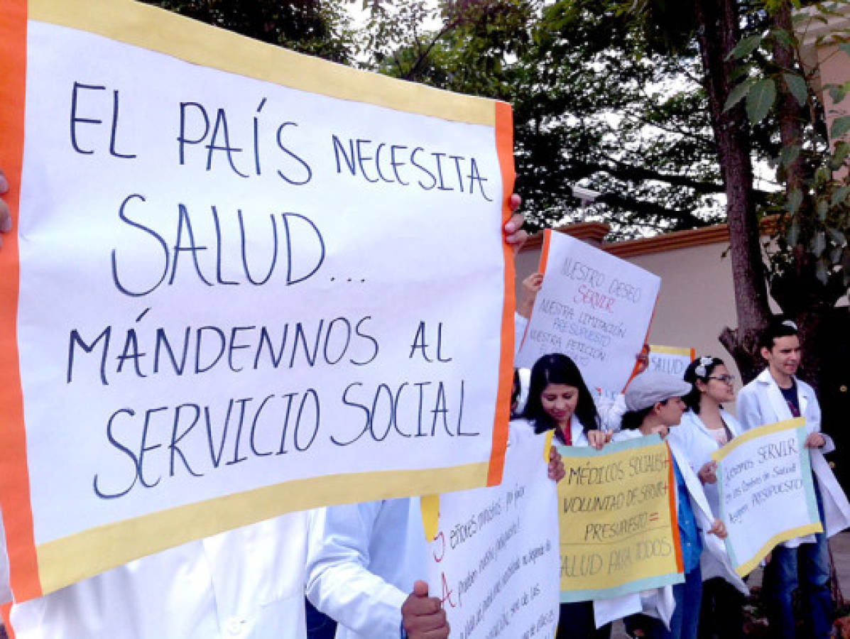 Estudiantes de Medicina piden becas