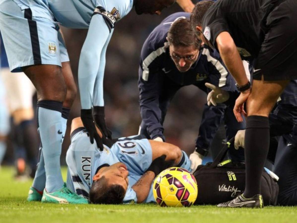 Pellegrini dice que Agüero tiene lesión en ligamentos de la rodilla