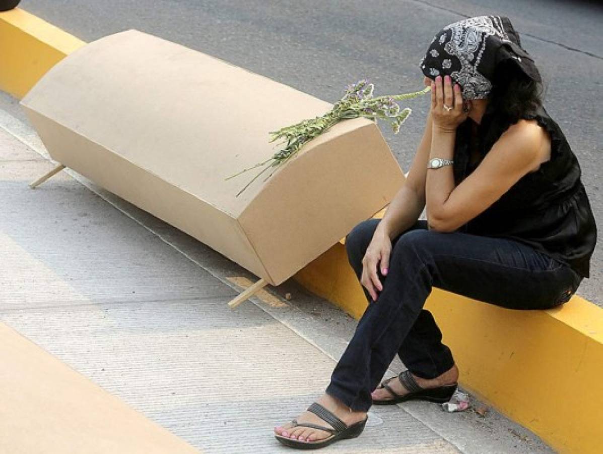 Protesta contra femicidios en Tegucigalpa