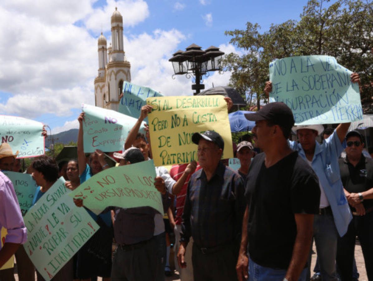 Indios Laboríos en protesta contra creación de ZEDE